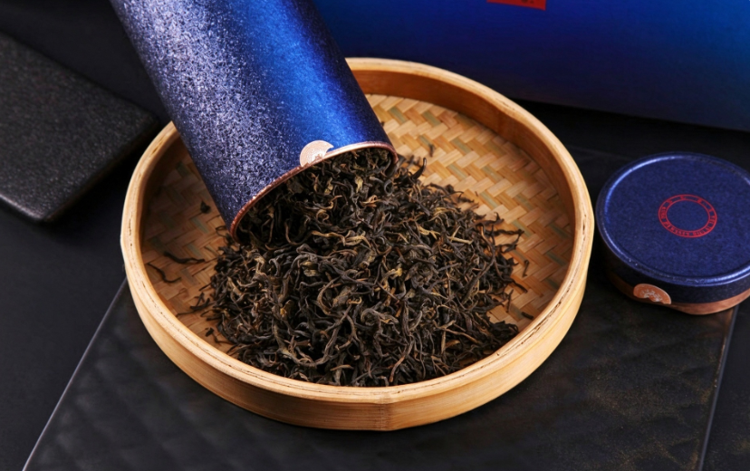 Premium High-Mountain Black Tea (Blue Tin / Loose Leaf)